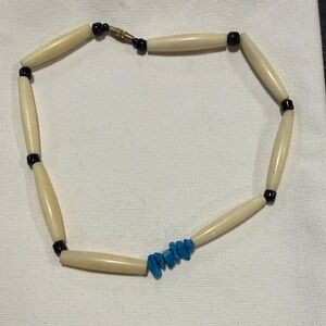 Chic Cream and Blue Beaded Necklace